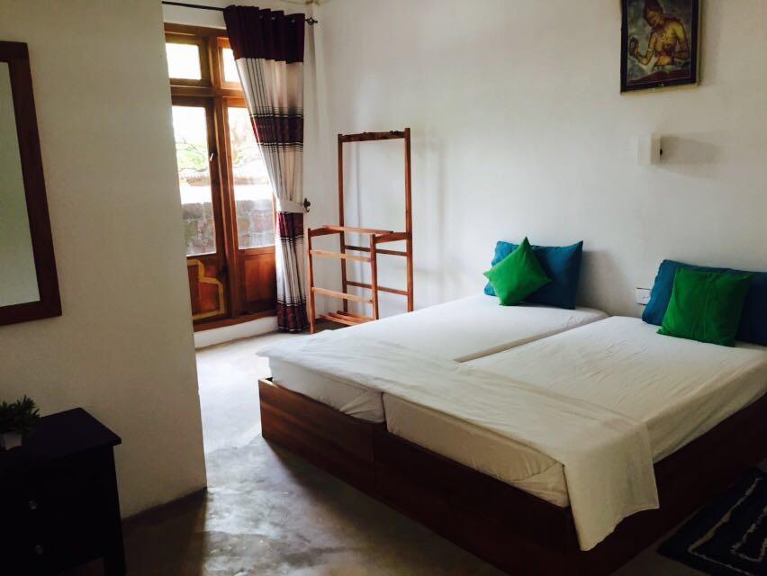 פולונרואה Sanctuary Cove Guest House מראה חיצוני תמונה